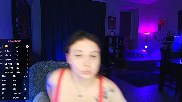 NicoleFancy XXX чат на живо