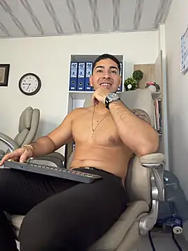 Chat +18 de Dimitri_Colleman ao vivo