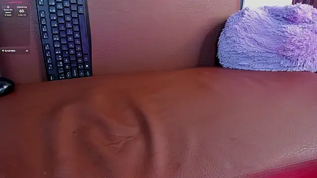 choco_dick_ Adlı Modelin Canlı XXX Sohbeti