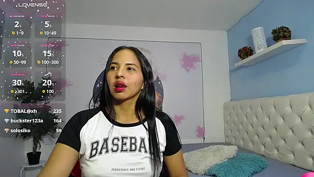 nicol_ross19's Live XXX Chat