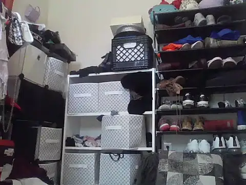 Chat +18 de ExoticBlue-Butterfly ao vivo