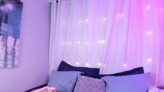 XXX chat uživo modela blush_bloom