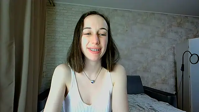 Anika_bloom Chat XXX in diretta