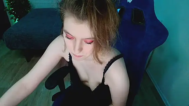 CranberryHot's Live XXX Chat
