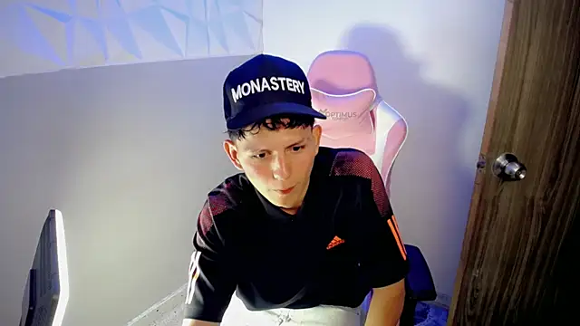 Hot_athletes_ – Naživo XXX chat