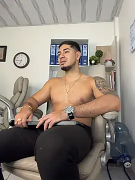 دردشة Dimitri_Colleman الجنسية المباشرة