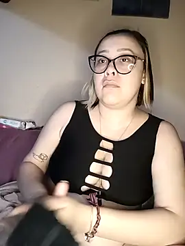lualviz's Live XXX Chat