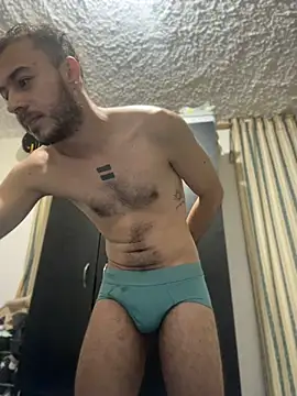 Liam_Brawn Live XXX-chat