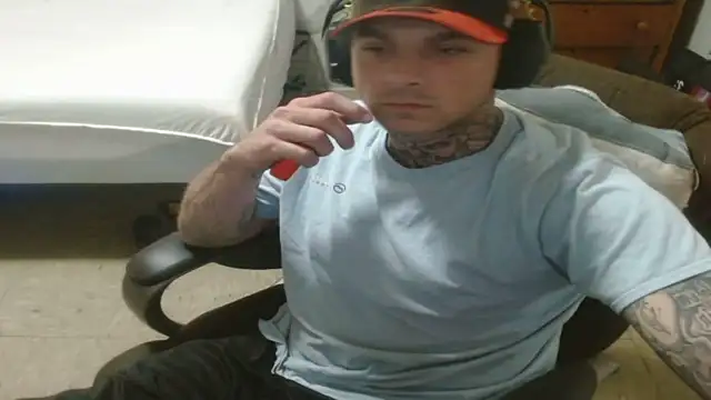 Chatroom XXX en direct de DADDY_KANE8---