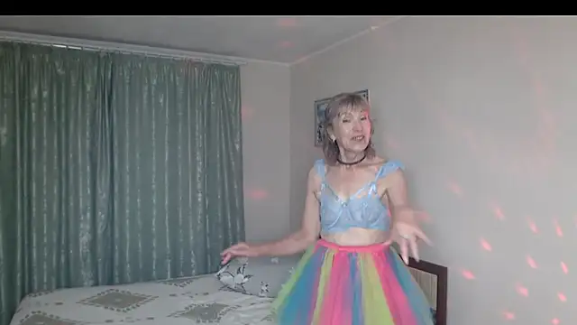YaniSuns' Live XXX Chat
