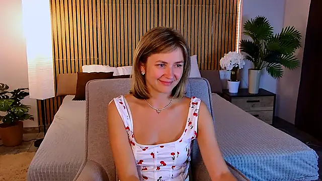 EmeraldGlow – Naživo XXX chat