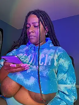 Chat XXX en directo de GirthGoddessCoco