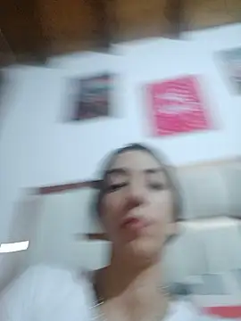 LunaZambrano Live XXX-chat