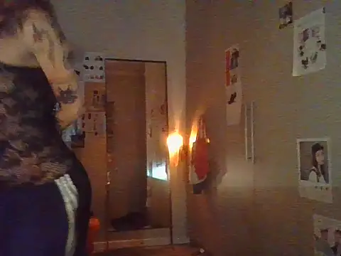 plsmecha – Naživo XXX chat