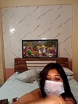 dearmona00's Live XXX Chat