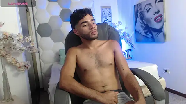 AlejandroGreco 现场XXX聊天