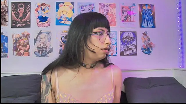 snowblack_n Live XXX chat