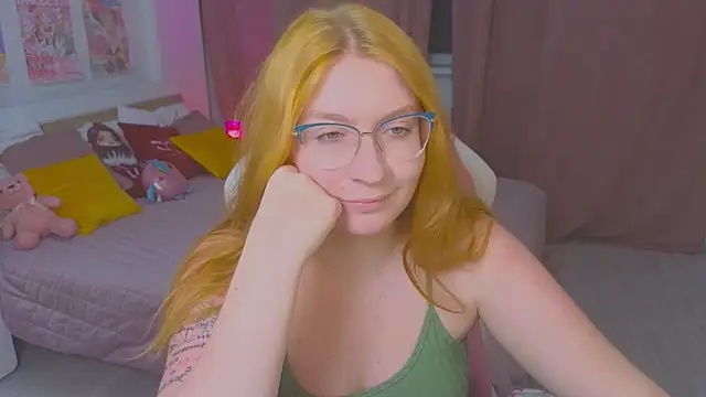 Chatroom XXX en direct de AliceBrightside