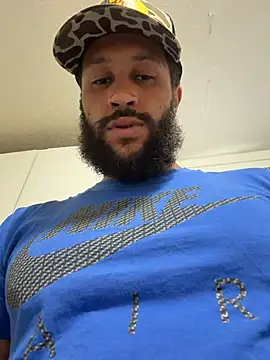 Онлайн чат XXX HungStr8Lightskin
