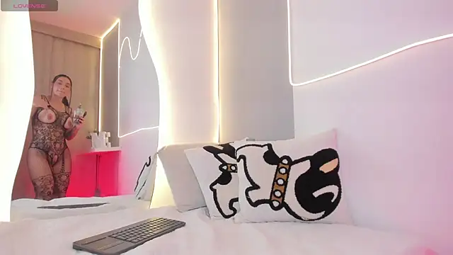EllieMitchell Chat XXX live