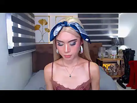 JuicyCockThea Obrolan Langsung XXX