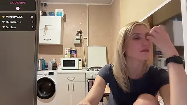 AngelJeni Chat XXX live