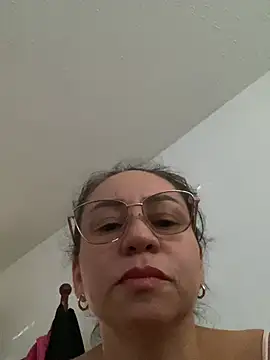 HealingHoney's Live XXX Chat