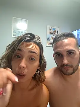 Chat +18 de space_couple ao vivo