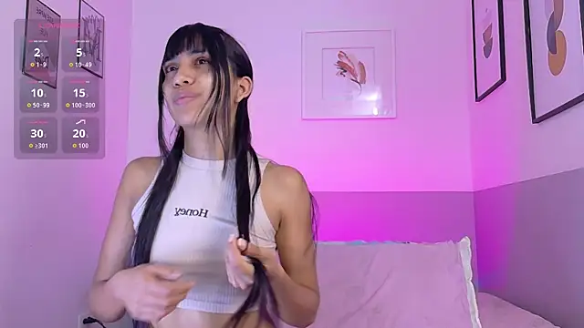 Živý XXX chat littlee_emilyy_