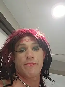 Show modela MaddyC6992 na web-kameri