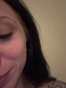 MissMidnightUK's Live XXX Chat