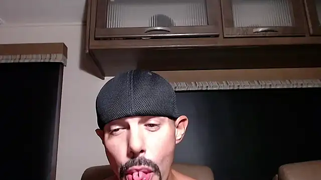 Chat XXX en directo de ThickD2C