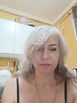 Chat +18 de TaynaSecret ao vivo