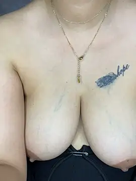 SAMIA-ARABIC লাইভ XXX চ্যাট