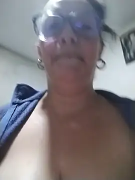 Živý XXX chat _Saraqueen--