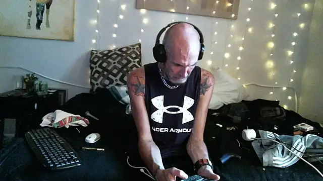 TommyDoggg 在線直播表演