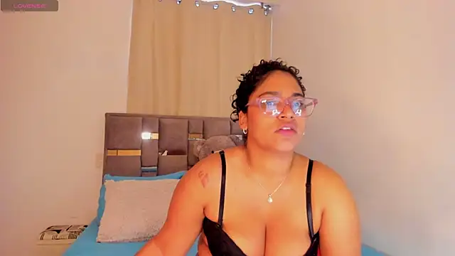 iriss_25's Live XXX Chat