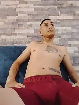 Chat XXX en directo de Tiger_cryad
