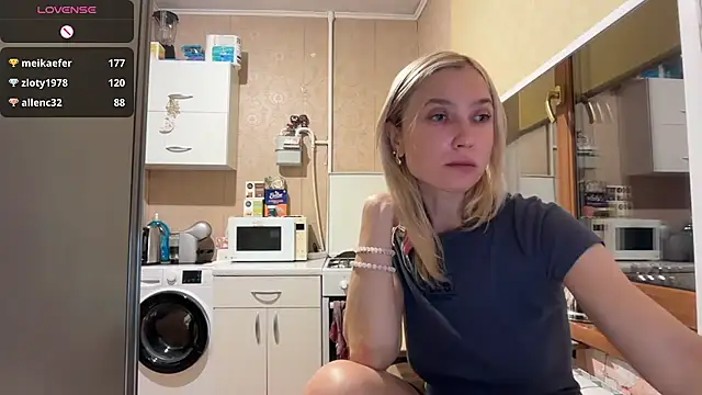 AngelJeni's Live XXX Chat