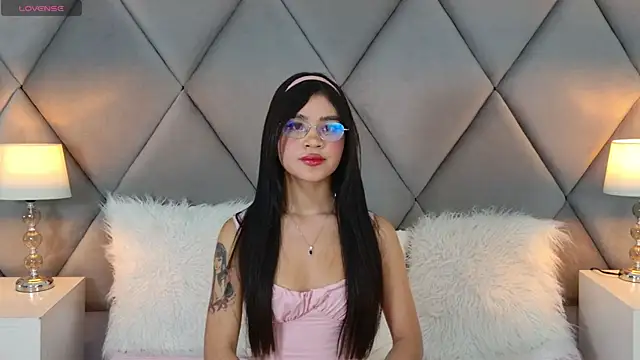 OliviaDiaz's Live XXX Chat