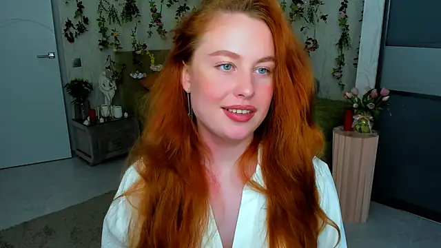 AirySilhouette Chat XXX live