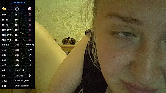 CurvyWild_Lady30 Chat XXX in diretta
