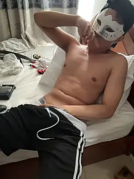 boyhigh1997 Show Webcam