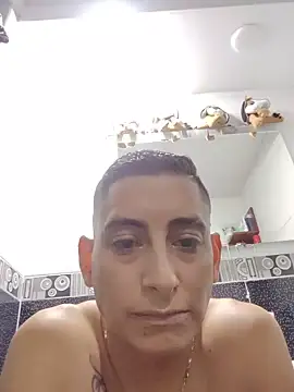 Tiger_cryad élő XXX-chatje