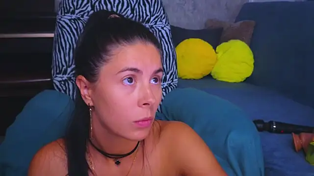 Czat XXX na żywo – Kitty4_Reed