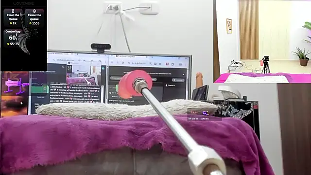 Paulina_Davis_ élő XXX-chatje