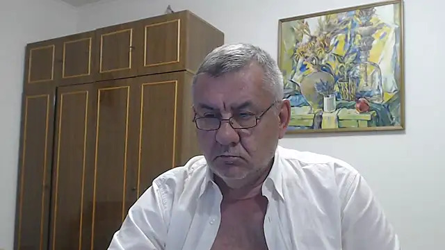Онлайн чат XXX machomale3
