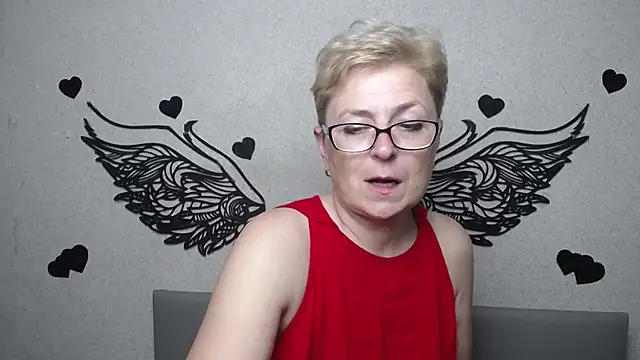 EmiliaGree Chat XXX in diretta