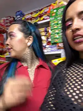 Chat XXX en directo de Annie_Alicee