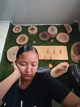 HeLiSa69ebony 现场XXX聊天